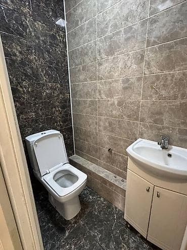 70: 3 комнаты, 70 м², 6 мкр 106 серия, 8 этаж, Свежий ремонт — 5