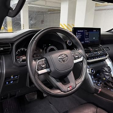 fj cruizer: Toyota Land Cruiser: 2025 г., 3.5 л, Автомат, Бензин, Внедорожник — 8