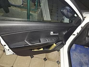 мотоцикл рига: Kia Rio: 2015 г., 1.4 л, Автомат, Бензин, Седан — 9