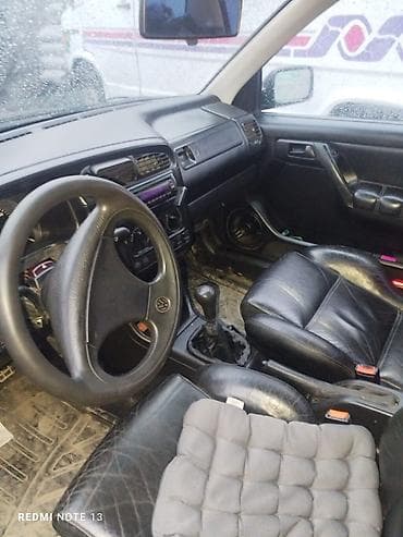 ej ve: Volkswagen Vento: 1993 г., 2 л, Седан — 6