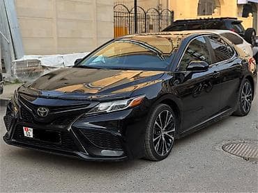 start: Toyota Camry: 2019 г., Бензин — 5