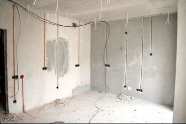 требуется повар с проживанием: Электрик. 6 жылдан ашык тажрыйба — 4