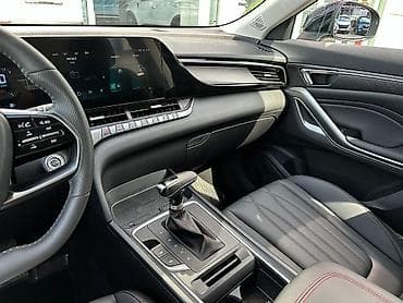 bmw 2000: FAW Besturn: 2021 г., 1.5 л, Робот, Бензин, Кроссовер — 2