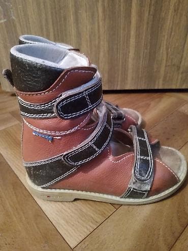 Детский транспорт: Ортопедические лечебные обувь, 26размер, 6 ай кийилген. Состояние — 1