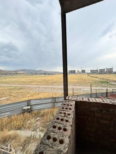 недостроеные дома: 2 бөлмө, 89 кв. м, Элитка, 2 кабат, ПСО (өзү оңдоп түзөтүп бүтүү үчүн) — 3