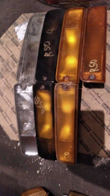 Nissan R50 Поворотники в бампер, Ниссан Р50 Поворотник Передняя