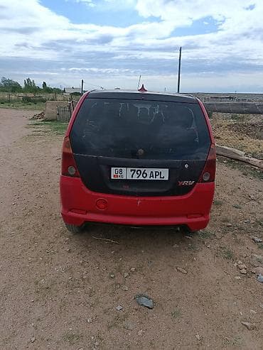 минивэн китайский: Daihatsu YRV: 2000 г., Механика, Хэтчбэк — 3