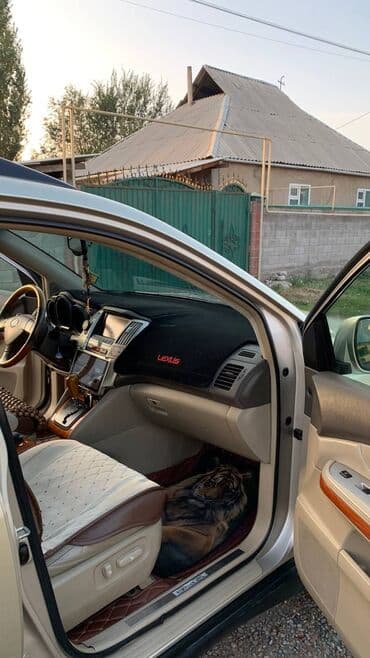 какие машины входят в комфорт яндекс такси в бишкеке: Lexus RX: 2004 г., Автомат, Бензин, Кроссовер — 7