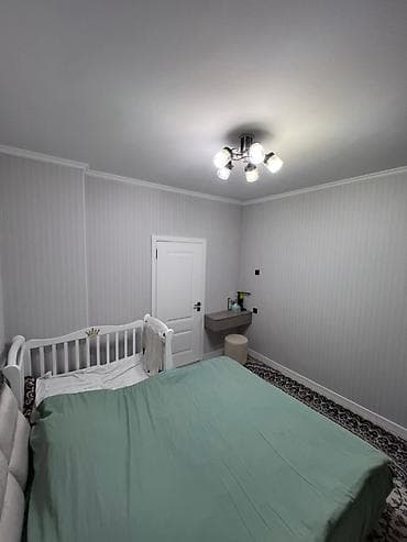 Квартиры: 4 комнаты, 80 м², 105 серия, 12 мкр 105 серия, 6 этаж, Евроремонт — 5