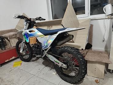 tsunami 100: Эндуро 300 куб. см, Бензин, Взрослый — 1