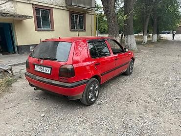 Продажа авто: Volkswagen Golf: 1993 г., 1.6 л, Механика, Бензин, Хэтчбэк — 5