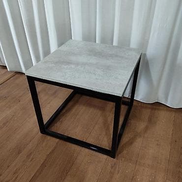 Журнальный столик 50х50 из металлического каркаса Можно заказать