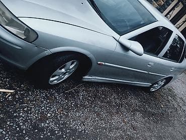 продаю с: Opel Vectra: 2001 г., 1.6 л, Механика, Бензин, Седан — 3