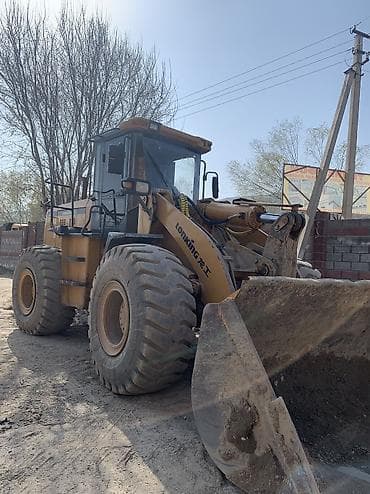 продаю кран: Погрузчик, 2013 г., Колесный, Фронтальный — 1