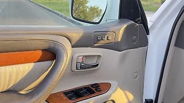 Lexus LX: 2006 г., 4.7 л, Автомат, Бензин, Внедорожник — 10