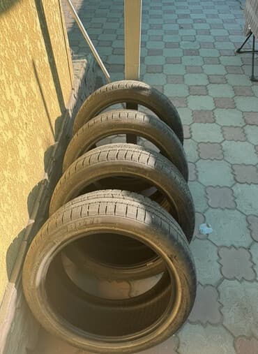 зимние шины р18: Шины 225 / 45 / R 18, Зима, Б/у, Комплект, Легковые — 1