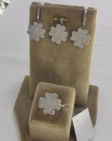 свадебные платья от производителя: Цена 3500сом Серебро пробы 925 Дизайн Италия Качество отличное Камни — 3