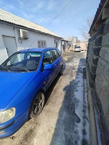 Mitsubishi Space Star: 1999 г., 1.3 л, Механика, Бензин