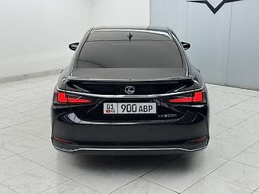 prius prim: Lexus ES: 2022 г., 2.5 л, Гибрид — 4