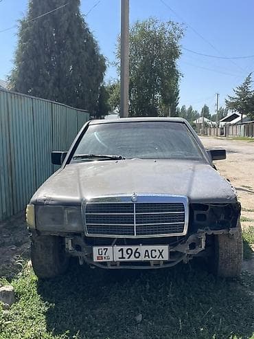 Транспорт: Mercedes-Benz 190: 1989 г., 2 л, Механика, Дизель, Седан — 3