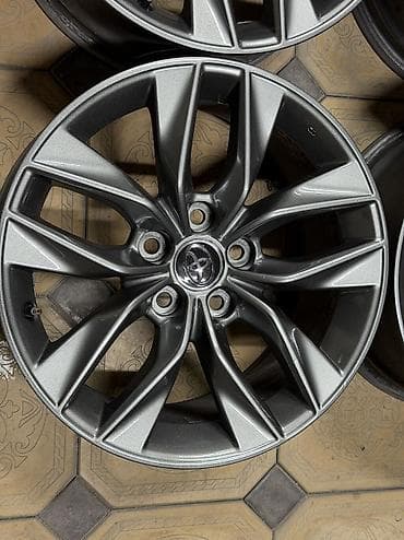 bbs diska: Литые Диски R 17 Toyota, Комплект, отверстий - 5, Б/у — 6