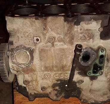 golf 2: Запчасти от пассат б3, Моновпрыск. Блок 1,8об — 5