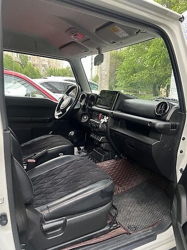 скутер 110: Suzuki Jimny: 2023 г., 1.5 л, Механика, Бензин, Внедорожник — 5