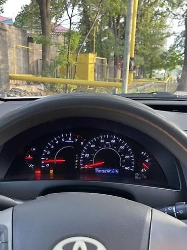 camry 2015: Toyota Camry: 2010 г., 2.5 л, Автомат, Бензин, Седан — 8