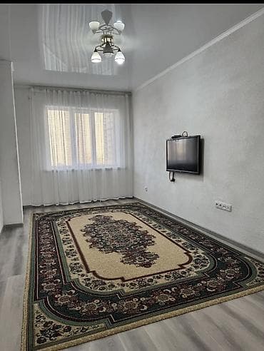 валиханова: 1 комната, 38 м², Элитка, 3 этаж, Евроремонт — 10