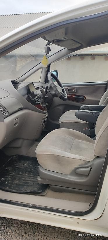 Транспорт: Toyota Estima: 2002 г., 2.4 л, Автомат, Бензин, Минивэн — 5