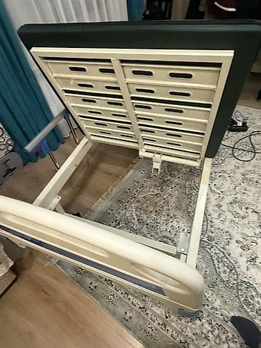 Функциональная медицинская/уходовая кровать с электроприводом — 4