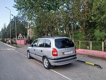 Транспорт: Opel Zafira: 2022 г., 0.2 - engine capacity л, Кол менен иштөөчү, Бензин — 5