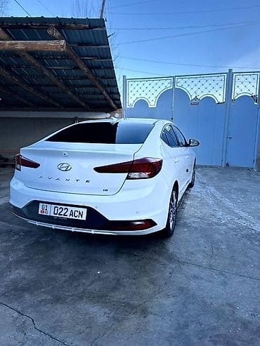 Транспорт: Hyundai Avante: 2019 г., 1.6 л, Вариатор, Бензин, Седан — 5