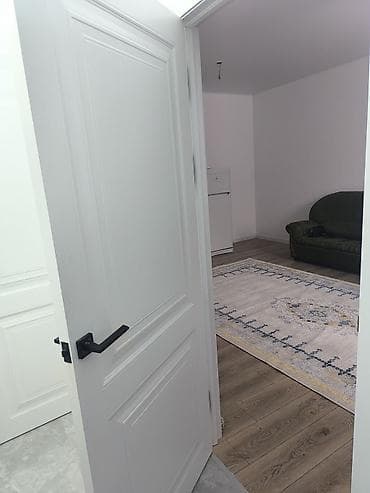 кант продаю: 30 м², С мебелью — 5