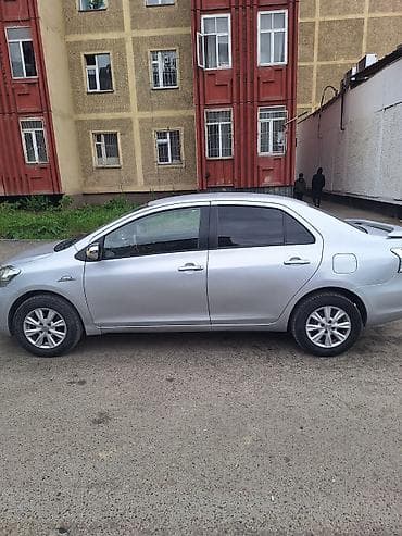 lexus rx 350 2010: Toyota Yaris: 2008 г., 1.5 л, Автомат, Бензин, Седан — 3