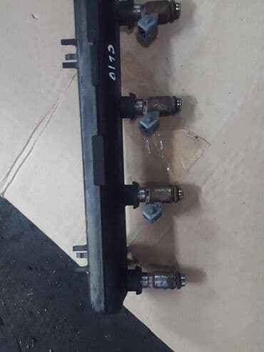 clio: Renault Clio 2004 год 9 2009 год од компьютер форсунки — 1