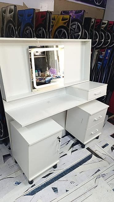 Айымдарга арналган сонун дамский стол узуну 1.40. туурасы 1.40 заказга at lalafo.kg Айымдарга арналган сонун дамский стол узуну 1.40. туурасы 1.40 заказга