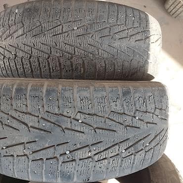 продаю лед: Комплект Шипованные зимние шины. 245/55 r19, за всё 1000с - Тип — 1