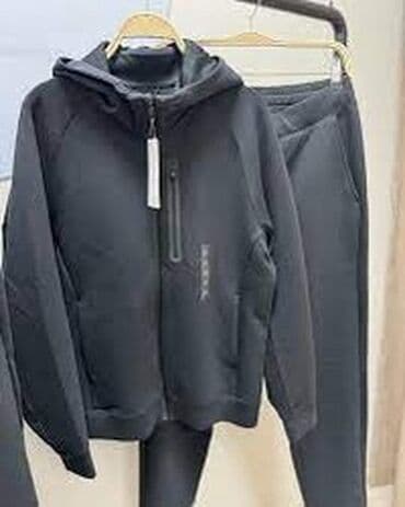 свитер: Мужской свитер, XS (EU 34), Uniqlo, Новый, цвет - Черный, Бесплатная доставка — 1