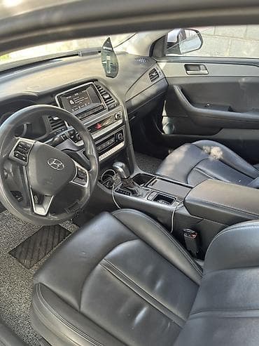 camry 80: Hyundai Sonata: 2019 г., 2 л, Автомат, Газ, Седан — 9