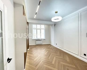 1 комната, 42 м², Золотой квадрат Элитка, 7 этаж, Свежий ремонт — 2