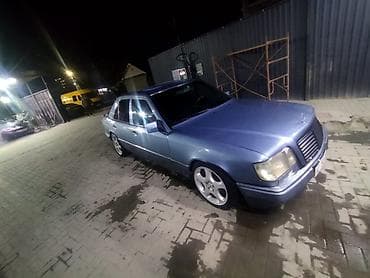 Mercedes-Benz W124: 1988 г., 3.2 л, Типтроник, Бензин, Седан