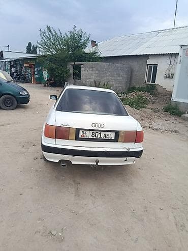 Audi 80: 1992 г., 2 л, Механика, Бензин, Седан