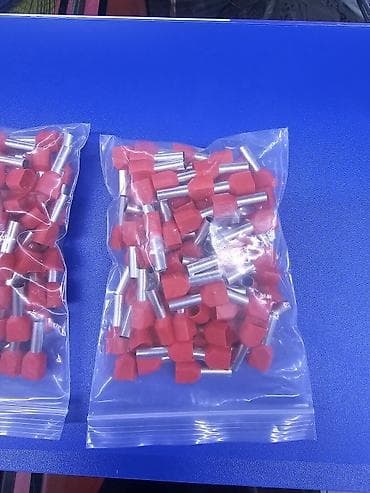 шкатулка для аксессуаров: Набор комплектующих для электромонтажа и крепежа в пакетах. Состав: - — 1