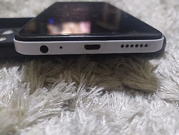 infinix zero 30 купить: Infinix Hot 8, Б/у, 32 ГБ, цвет - Белый, 2 SIM — 5