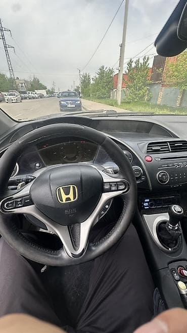 Honda Civic: 2008 г., Ручные, Бензин, Хэтчбэк — 3