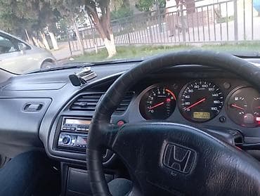 Транспорт: Honda Accord седан, правый руль. Цвет серо‑бронзовый, легкосплавные — 6
