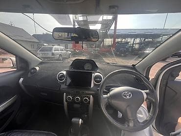 Транспорт: Toyota Ist: 2003 г., 1.5 л, Автомат, Бензин, Хэтчбэк — 6