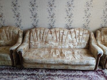 мебель в гостинную: СРОЧНО!!! Мягкий гарнитур для гостиной: диван + 2 кресла - — 2