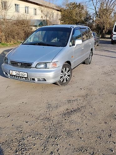 11 00r20: Honda Shuttle: 1996 г., 2.3 л, Автомат, Бензин, Минивэн — 2